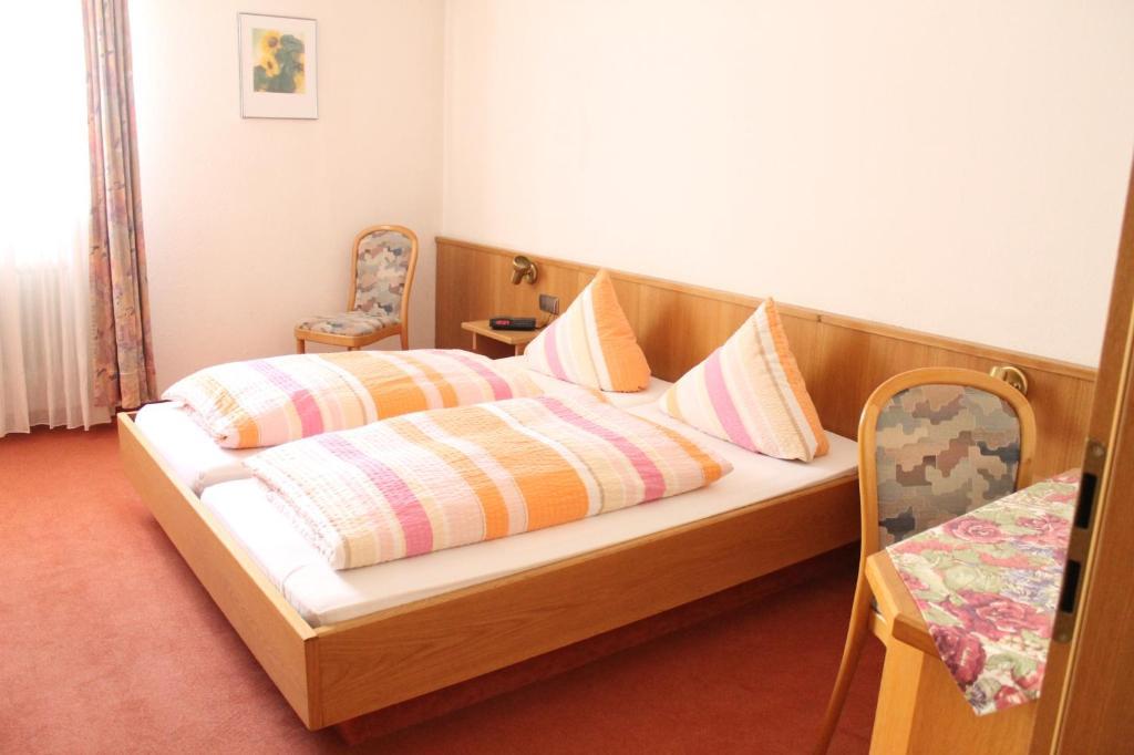Hôtel Gasthof Kreuz à Heitersheim Chambre photo