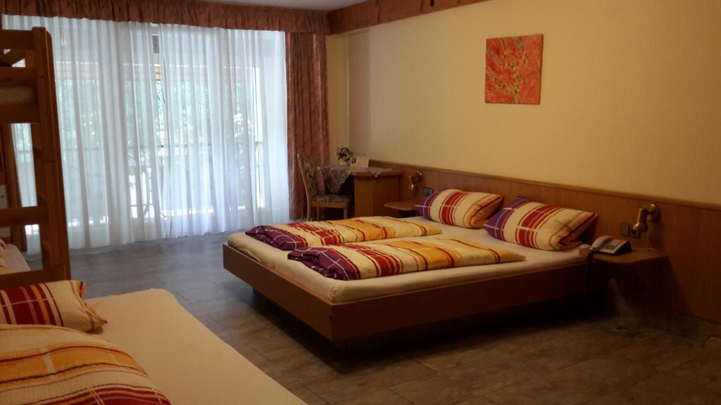 Hôtel Gasthof Kreuz à Heitersheim Extérieur photo